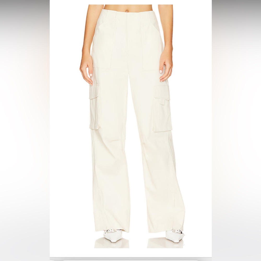 Ashlen Stretch Cotton Cargo Pants in Khaki Beige
L'Academie